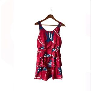 Anthropologie Sariah Silk Dress Size XS
Cute classic shower everyday